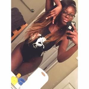 Meet your Posher, Jacqueline